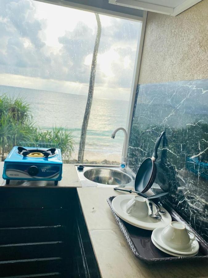 Sevenra Grand Beach Hotel Амбалангода Экстерьер фото